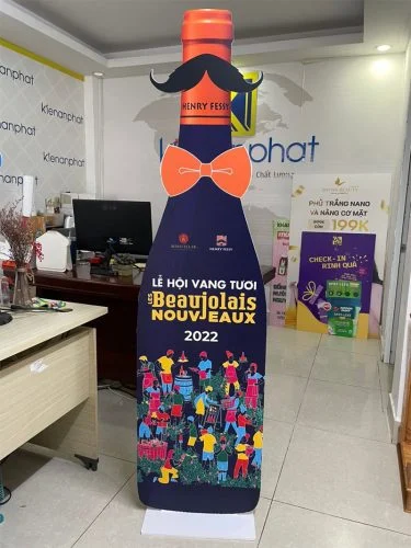 Sản phẩm In Standee Mô Hình